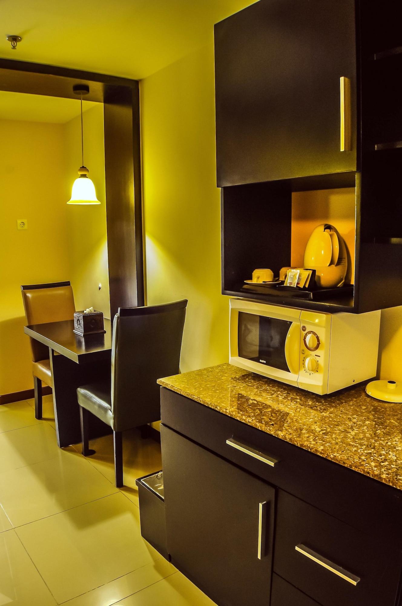 Marbella Suites Bandung Cimenyan ภายนอก รูปภาพ