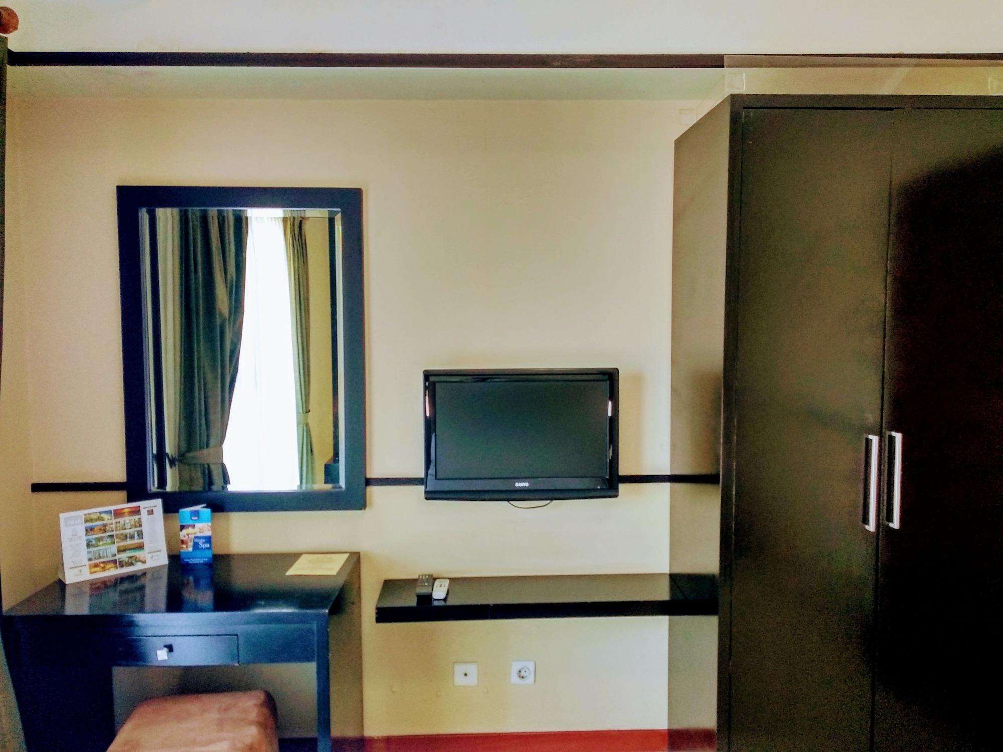 Marbella Suites Bandung Cimenyan ภายนอก รูปภาพ